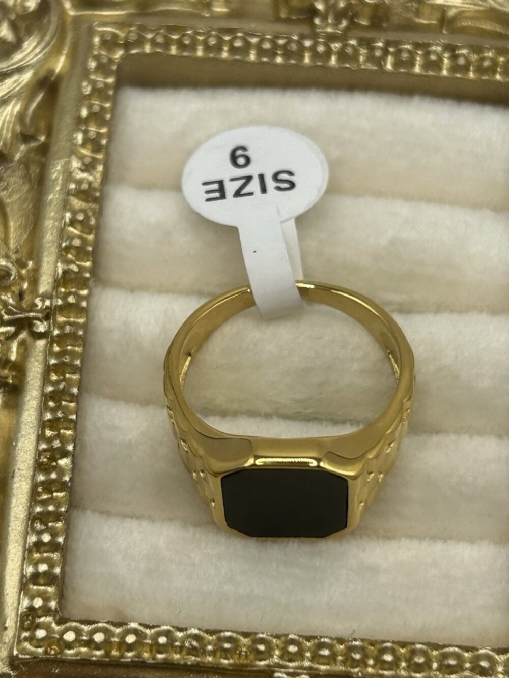 Vintage NOS Gold Tone Signet Ring Size 9 Unisex Jewelry Black Center Chunky New - Picture 10 of 13
